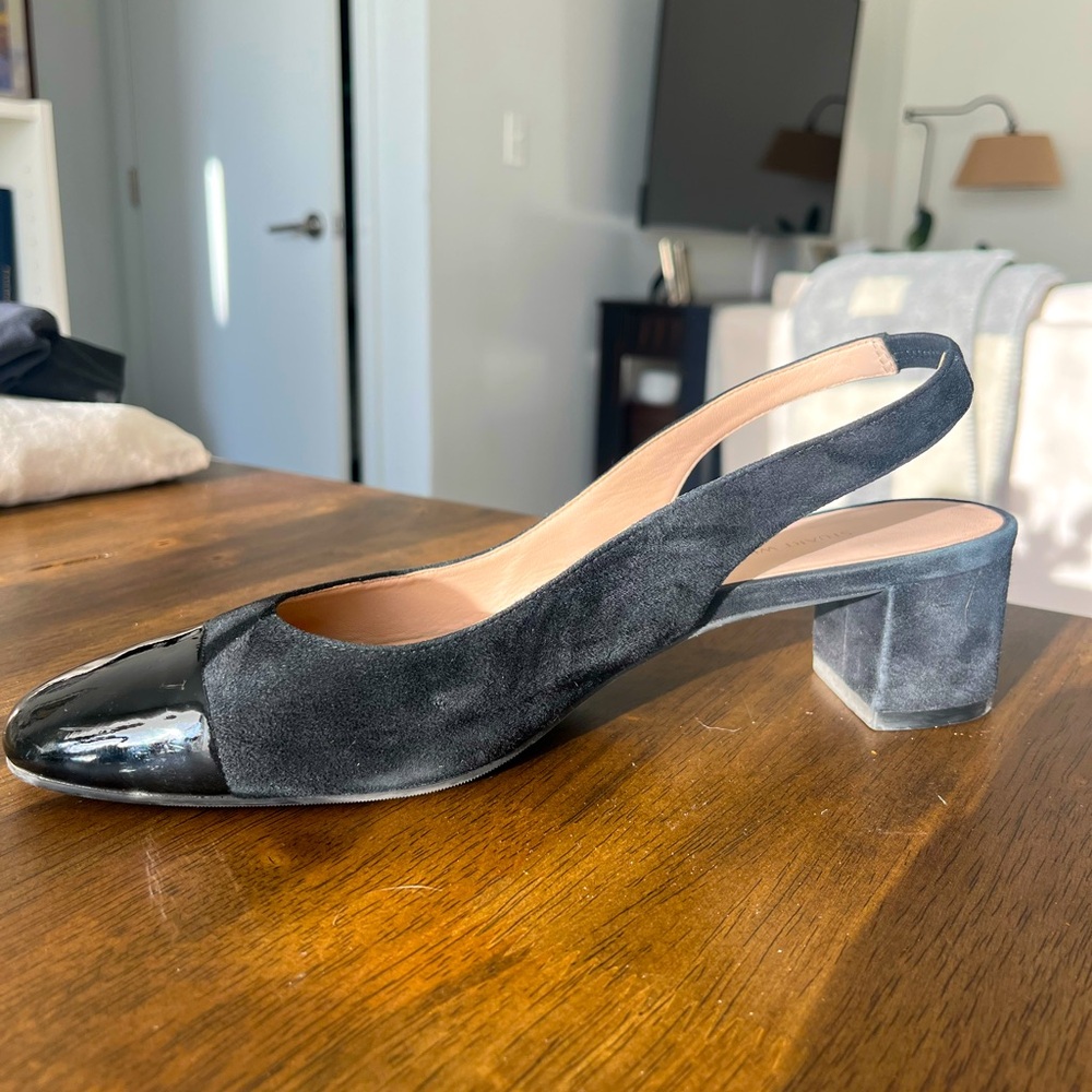 Stuart Weitzman Cap Toe Black Flat Sandals with Heel